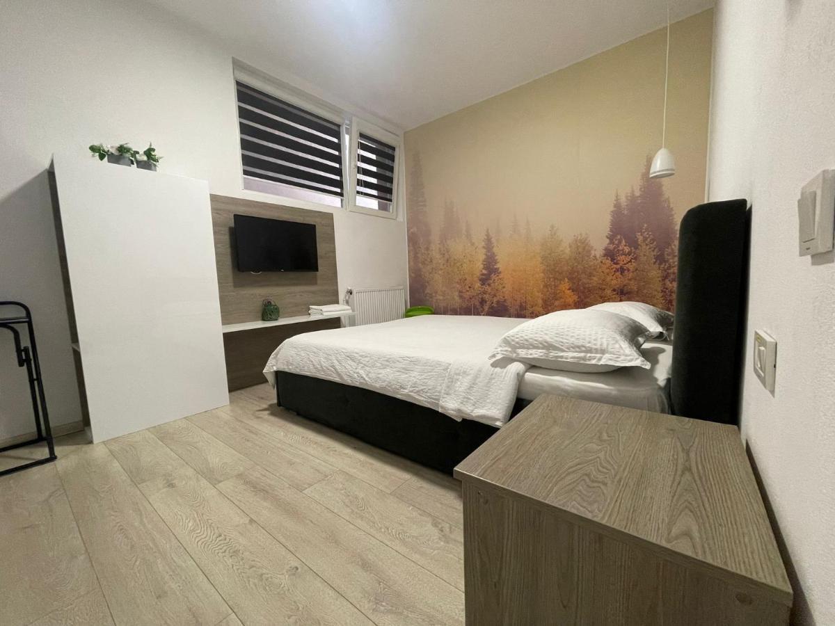 Pensiunea Prestige House Curtea De Arges Luaran gambar