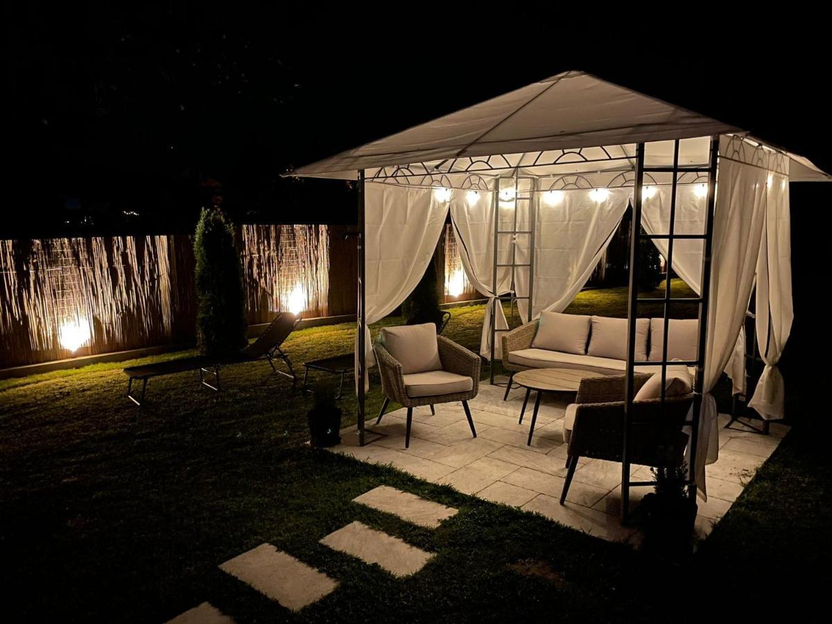 Pensiunea Prestige House Curtea De Arges Luaran gambar