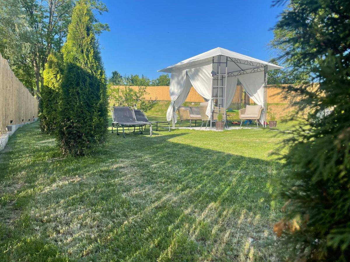 Pensiunea Prestige House Curtea De Arges Luaran gambar