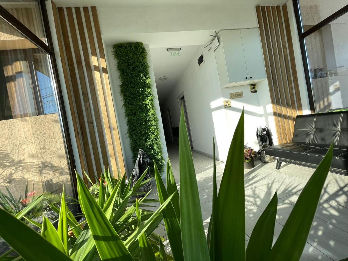 Pensiunea Prestige House Curtea De Arges Luaran gambar